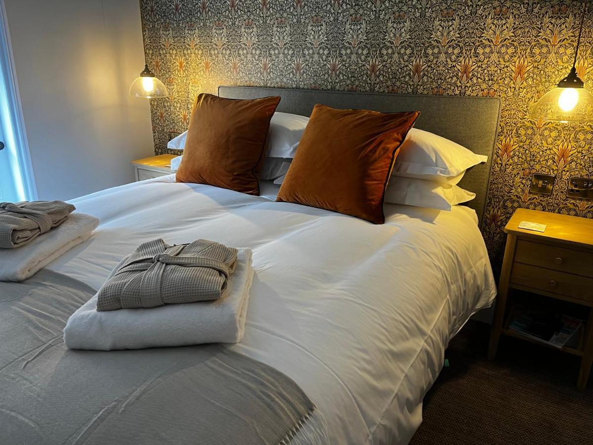 The Crown Pub And Hotel Manningtree Exteriér fotografie